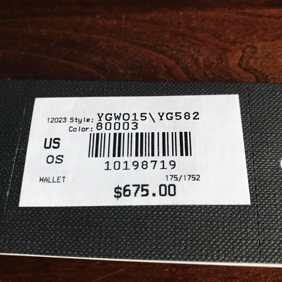 ⛔️SOLD/Authentic GIORGIO ARMANI leather zip wallet - Picture 8 of 8